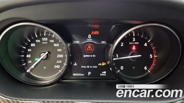 Land Rover Discovery Sport 2.0 TD4 SE 2017 — фото 21