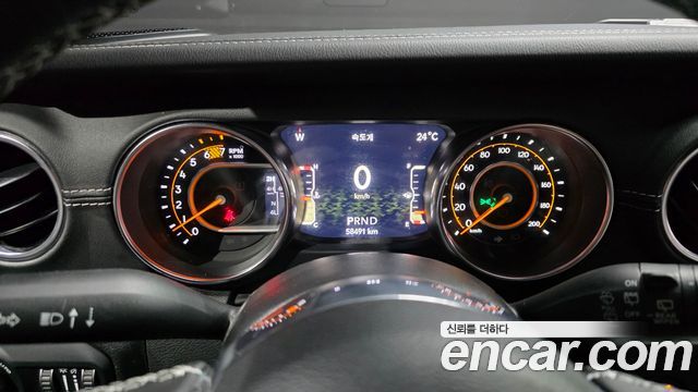 Jeep Wrangler (JL) 2.0 Overland 4Door 2022 — фото 8