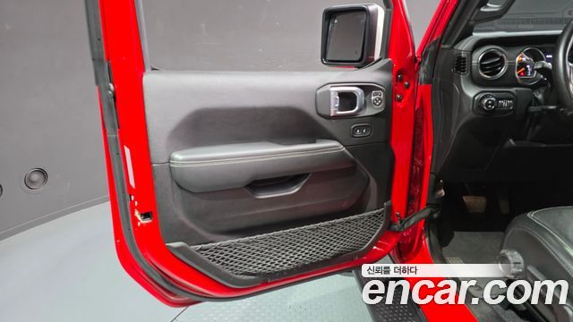 Jeep Wrangler (JL) 2.0 Overland 4Door 2022 — фото 24