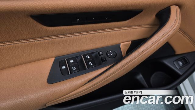 BMW 5 Series (G30) 520d Luxury Special Edition 2018 — фото 34