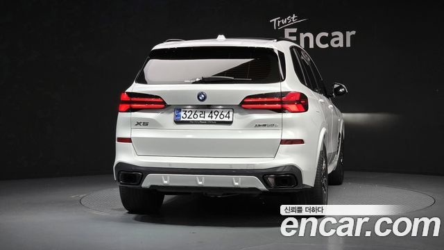 BMW X5 (G05) xDrive 50e M Sport 2025 — фото 4