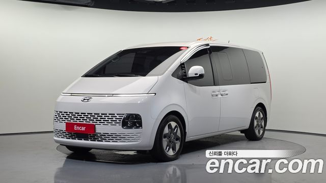 Hyundai Staria 4WD Tourer 9-Seater Modern 2022 — фото 1
