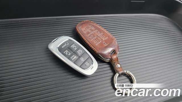 Hyundai Staria 4WD Tourer 9-Seater Modern 2022 — фото 19