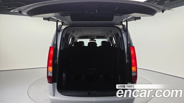 Hyundai Staria 4WD Tourer 9-Seater Modern 2022 — фото 30