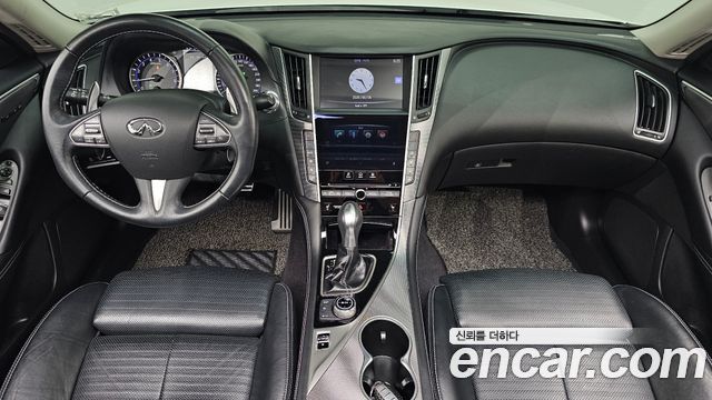 Infiniti Q50 3.5 Hybrid Essence 2016 — фото 7