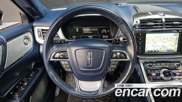 Lincoln Continental (X) 3.0 Presidential AWD 2018 — фото 13