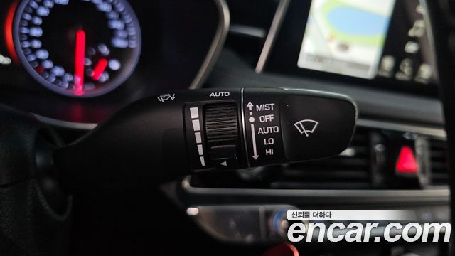 Genesis G70 2.0T AWD Sport Package 2018 — фото 31