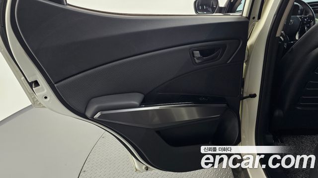 KG Mobility (SsangYong) Very New Tivoli Gasoline 1.5 2WD V3 Special 2021 — фото 25