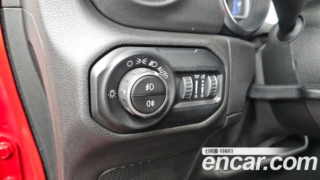 Jeep Wrangler (JL) 2.0 Overland 4Door 2019 — фото 19