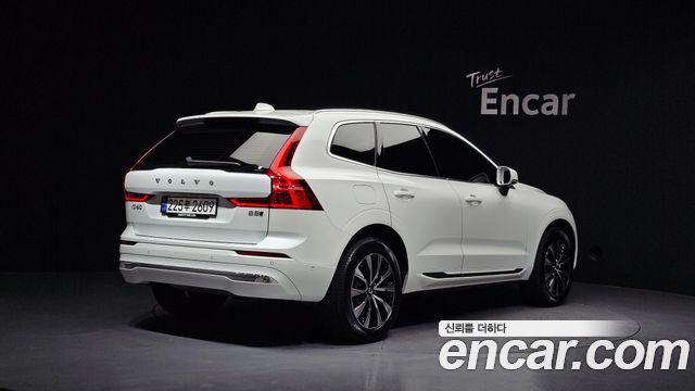 Volvo XC60 (II) B5 Ultra Bright 2025 — фото 2
