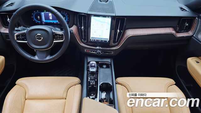 Volvo XC60 (II) B5 Ultra Bright 2025 — фото 7