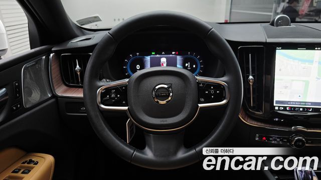 Volvo XC60 (II) B5 Ultra Bright 2025 — фото 14