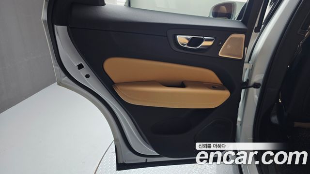 Volvo XC60 (II) B5 Ultra Bright 2025 — фото 25