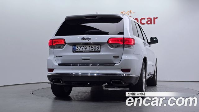 Jeep Grand Cherokee 3.6 Summit WK2 2021 — фото 4