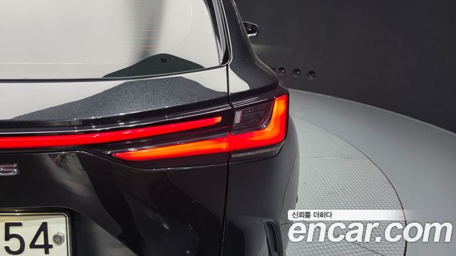 Lexus NX350h (II) Premium 2023 — фото 23