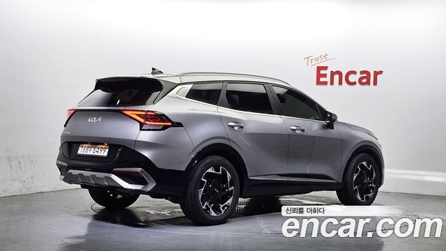Kia Sportage (V) Diesel 2.0 2WD Prestige 2023 — фото 2