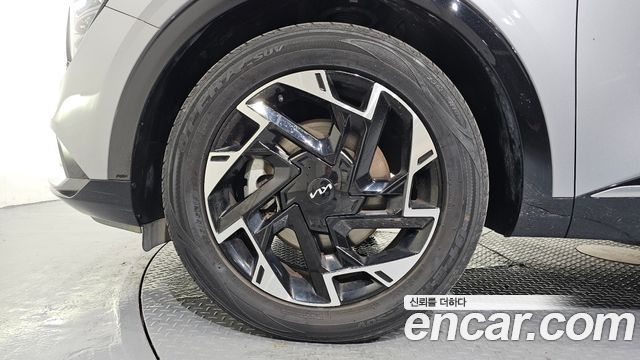 Kia Sportage (V) Diesel 2.0 2WD Prestige 2023 — фото 5