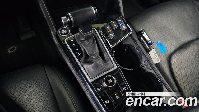 Kia Sportage (V) Diesel 2.0 2WD Prestige 2023 — фото 9