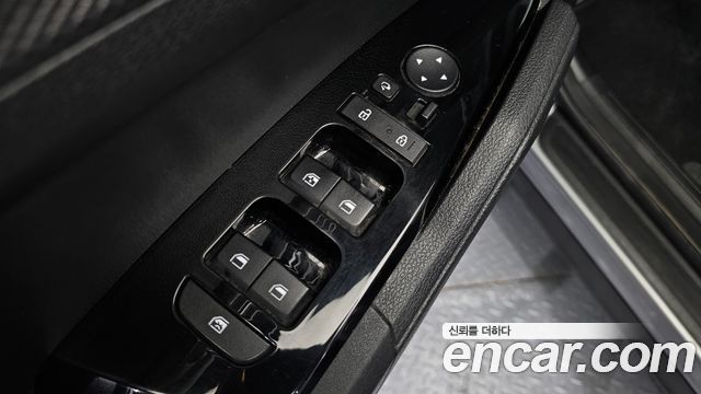 Kia Sportage (V) Diesel 2.0 2WD Prestige 2023 — фото 27