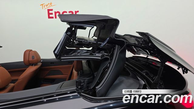 BMW 4 Series (G22) M440i xDrive Convertible 2023 — фото 19