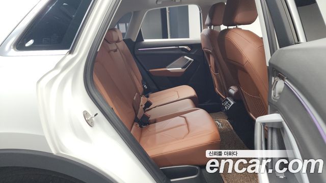 Audi Q3 (F3) 40 TFSI Quattro 2025 — фото 11
