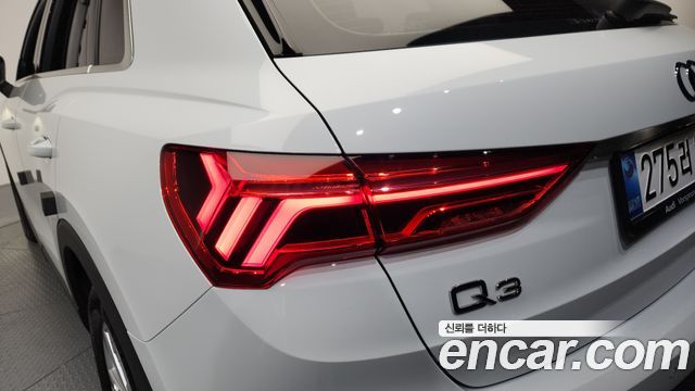 Audi Q3 (F3) 40 TFSI Quattro 2025 — фото 23