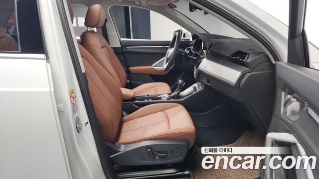 Audi Q3 (F3) 40 TFSI Quattro 2025 — фото 26