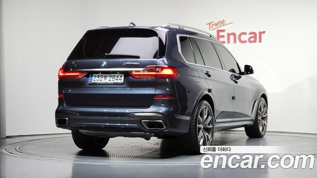 BMW X7 (G07) M50i 6STR 2020 — фото 2