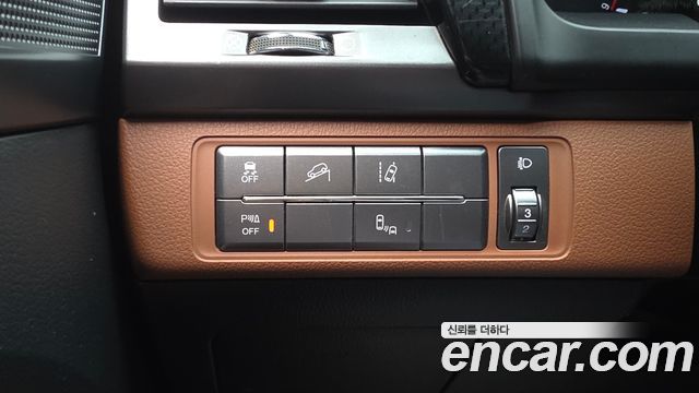 KG Mobility (SsangYong) Rexton Sports Khan Diesel 2.2 4WD Noblesse (5-Link) 2020 — фото 16