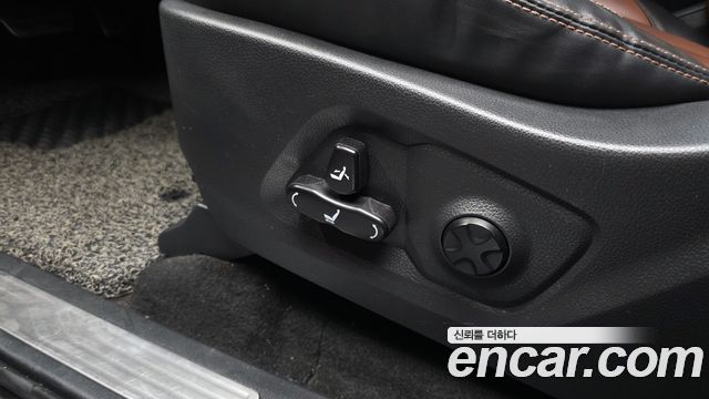 KG Mobility (SsangYong) Rexton Sports Khan Diesel 2.2 4WD Noblesse (5-Link) 2020 — фото 19