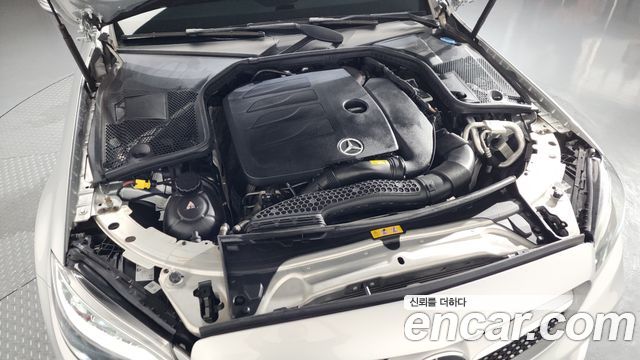 Mercedes-Benz C-Class (W205) C200 AMG Line 2021 — фото 6