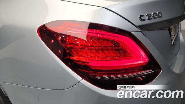 Mercedes-Benz C-Class (W205) C200 AMG Line 2021 — фото 29