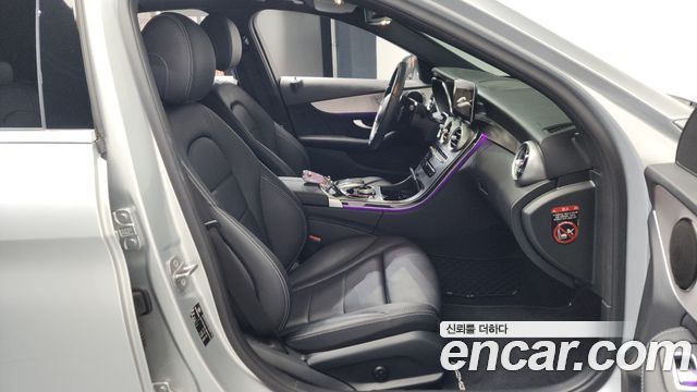 Mercedes-Benz C-Class (W205) C200 AMG Line 2021 — фото 32
