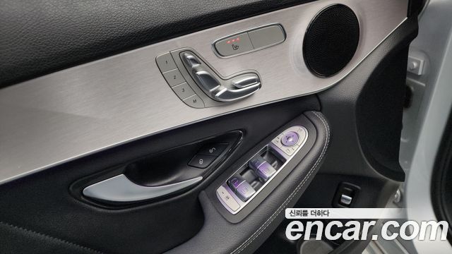 Mercedes-Benz C-Class (W205) C200 AMG Line 2021 — фото 40