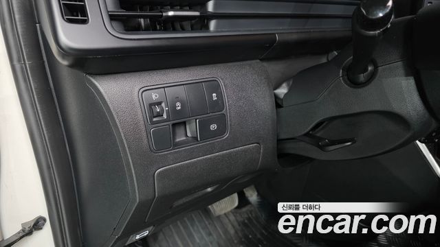 Hyundai Staria Cargo 3-Seater Smart 2022 — фото 17