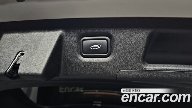 Hyundai Santa Fe Diesel 2.2 2WD Prestige 2022 — фото 20
