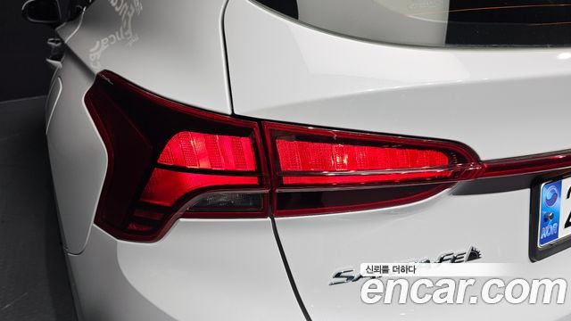 Hyundai Santa Fe Diesel 2.2 2WD Prestige 2022 — фото 23