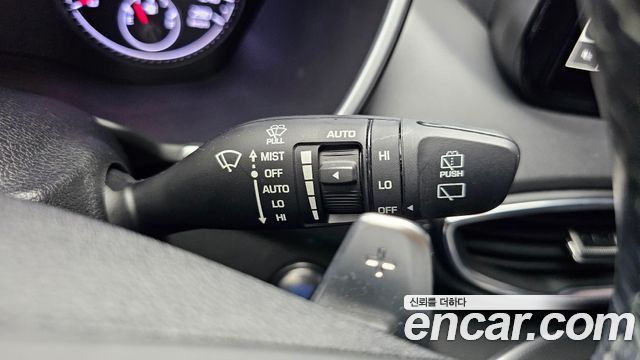 Hyundai Santa Fe Diesel 2.2 2WD Prestige 2022 — фото 28