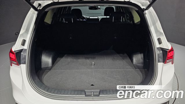 Hyundai Santa Fe Diesel 2.2 2WD Prestige 2022 — фото 31