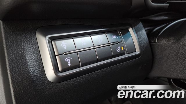 KG Mobility (SsangYong) Very New Tivoli Gasoline 1.5 2WD V3 2021 — фото 19