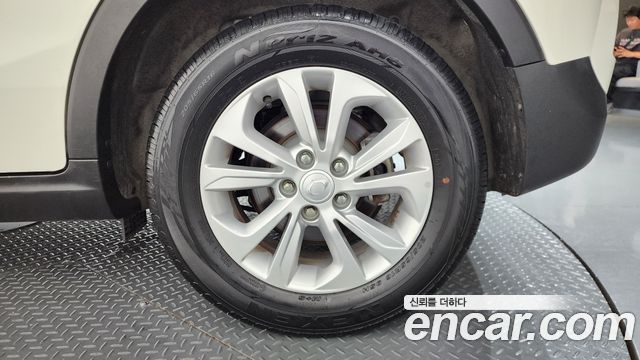 KG Mobility (SsangYong) Very New Tivoli Gasoline 1.5 2WD V3 2021 — фото 21