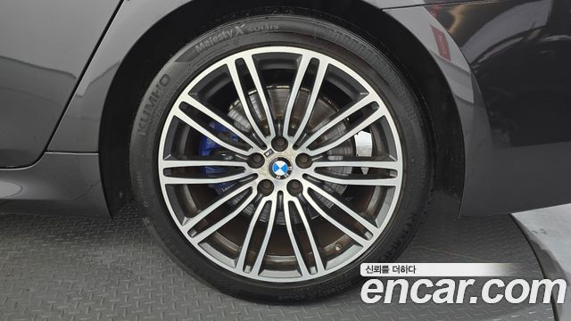 BMW 5 Series (G30) 530i M Sport Package Plus 2019 — фото 21