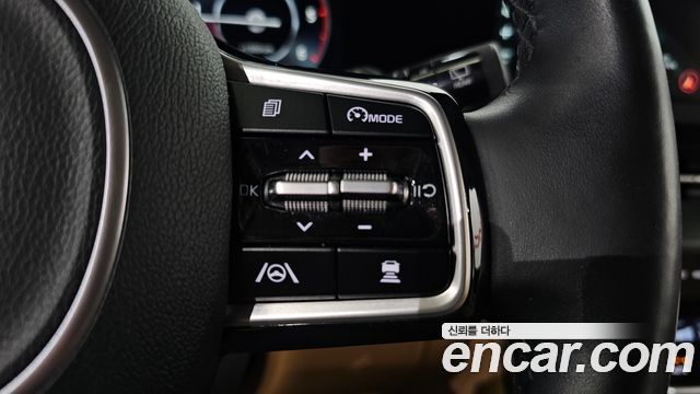 Kia Carnival (IV) Diesel 7-Seater Signature 2021 — фото 17