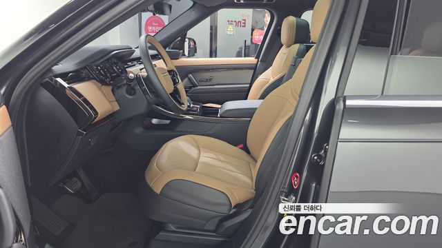 Land Rover Range Rover Sport (III) P550E Dynamic HSE 2026 — фото 3