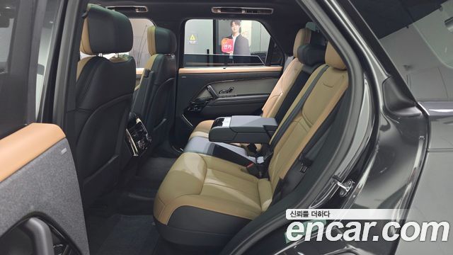 Land Rover Range Rover Sport (III) P550E Dynamic HSE 2026 — фото 4