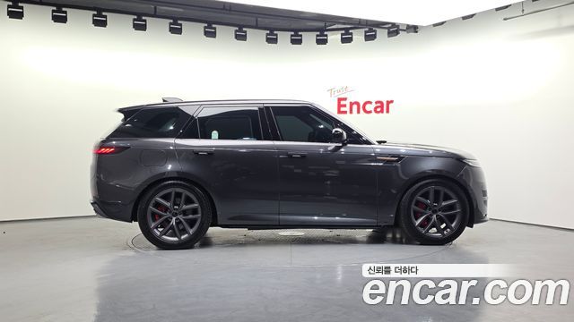 Land Rover Range Rover Sport (III) P550E Dynamic HSE 2026 — фото 5