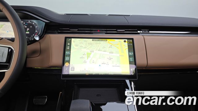 Land Rover Range Rover Sport (III) P550E Dynamic HSE 2026 — фото 14