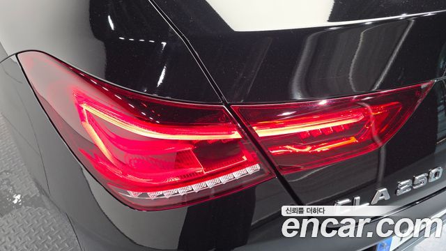 Mercedes-Benz CLA-Class (C118) CLA250 4MATIC 2023 — фото 23