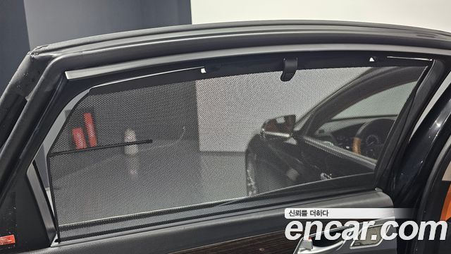 Genesis G80 3.3 GDI AWD Premium Luxury 2017 — фото 30