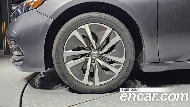 Honda Accord (X) 2.0 Hybrid Touring 2018 — фото 5